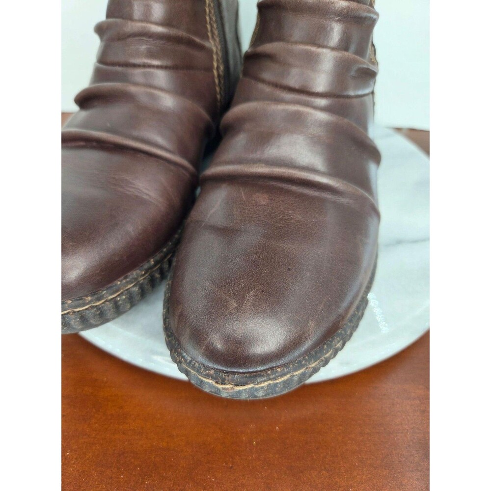 Clarks Collection Ankle Boots Womens Size 8 Brown Leather Zip Wedge Booties - Picture 15 of 16